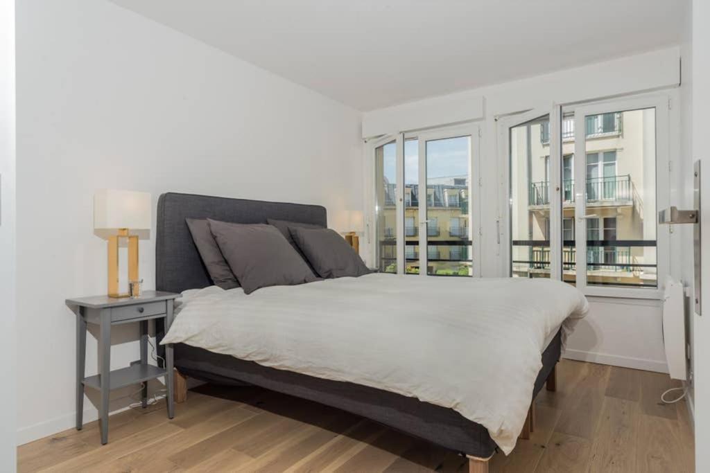 Lovely Apartment Close To A Big Shopping Mall Serris Exteriör bild